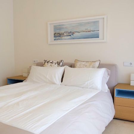 Luxury Modern Apartment With Terrace, Pool And Garage! Marbella Luaran gambar