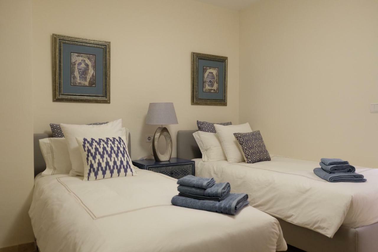 Luxury Modern Apartment With Terrace, Pool And Garage! Marbella Luaran gambar