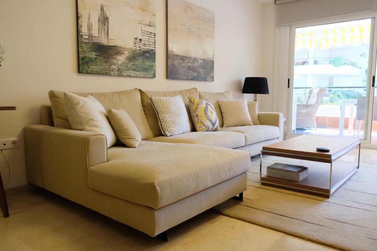 Luxury Modern Apartment With Terrace, Pool And Garage! Marbella Luaran gambar