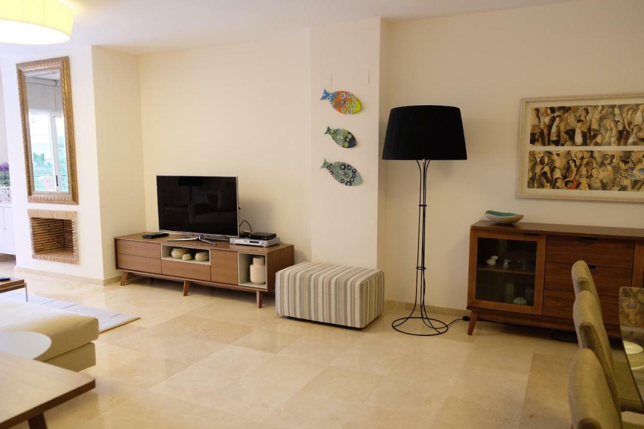 Luxury Modern Apartment With Terrace, Pool And Garage! Marbella Luaran gambar